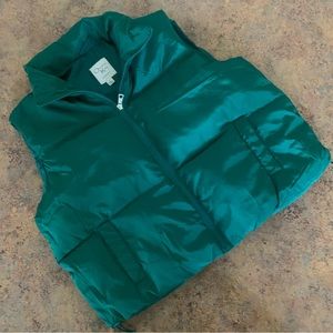 NWT Puffer Vest, Women’s Size Large, Green
